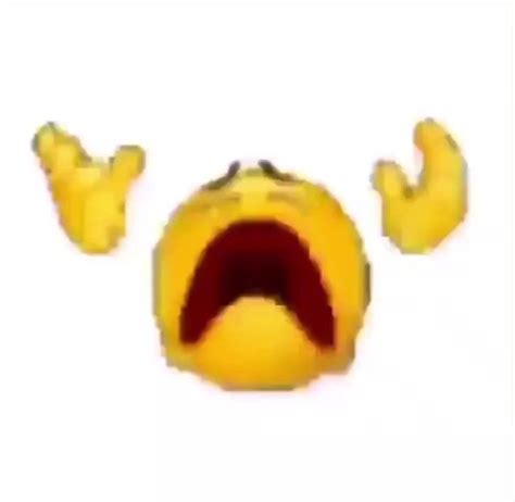 emoji screaming face meme